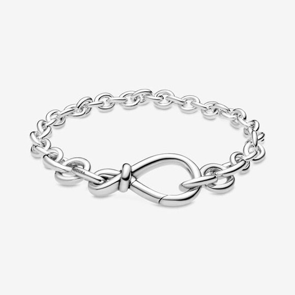 Pandora Jewelry - NWOT Pandora Chunky Infinity Knot Chain Bracelet